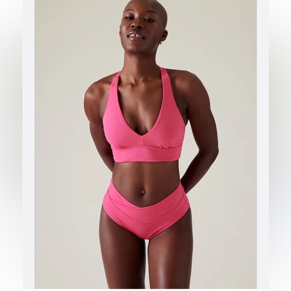 Athleta Plunge Bikini Top- size M - Picture 9 of 9